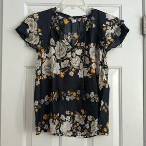 Old Navy Blue Flowered Short Sleeve Blouse M